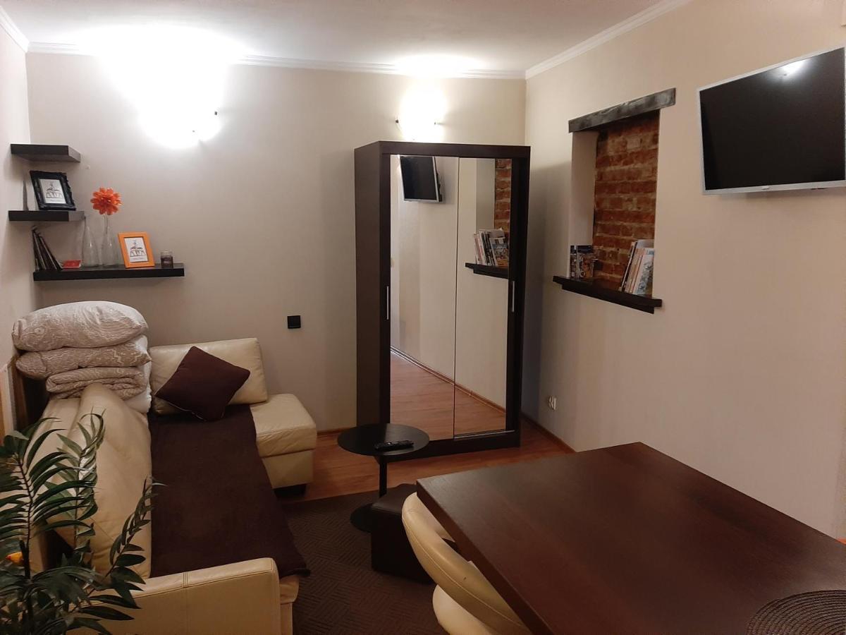 Z Prywatnym Ogrodkiem Centrum Jelenia Gora Ngoại thất bức ảnh